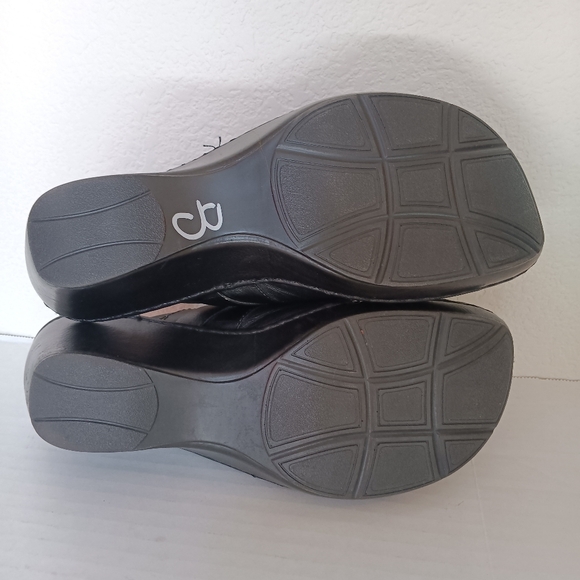 Thom‎ McAn Shoes Size 8.5 M Women's Black Leather Lightweight Slip On Clogs - Picture 7 of 8